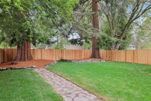 Baker St NE-S2904-032.jpg