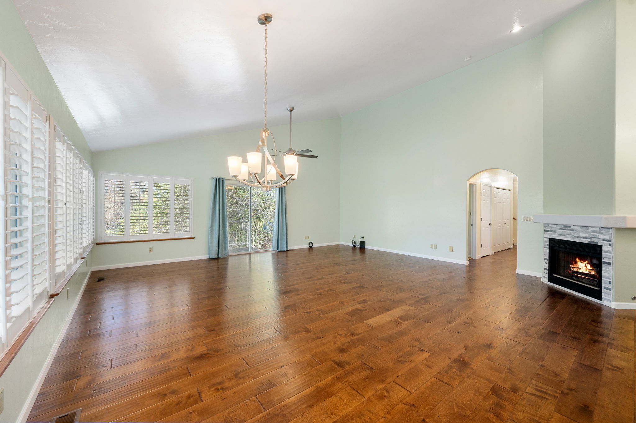 Great Room (2)