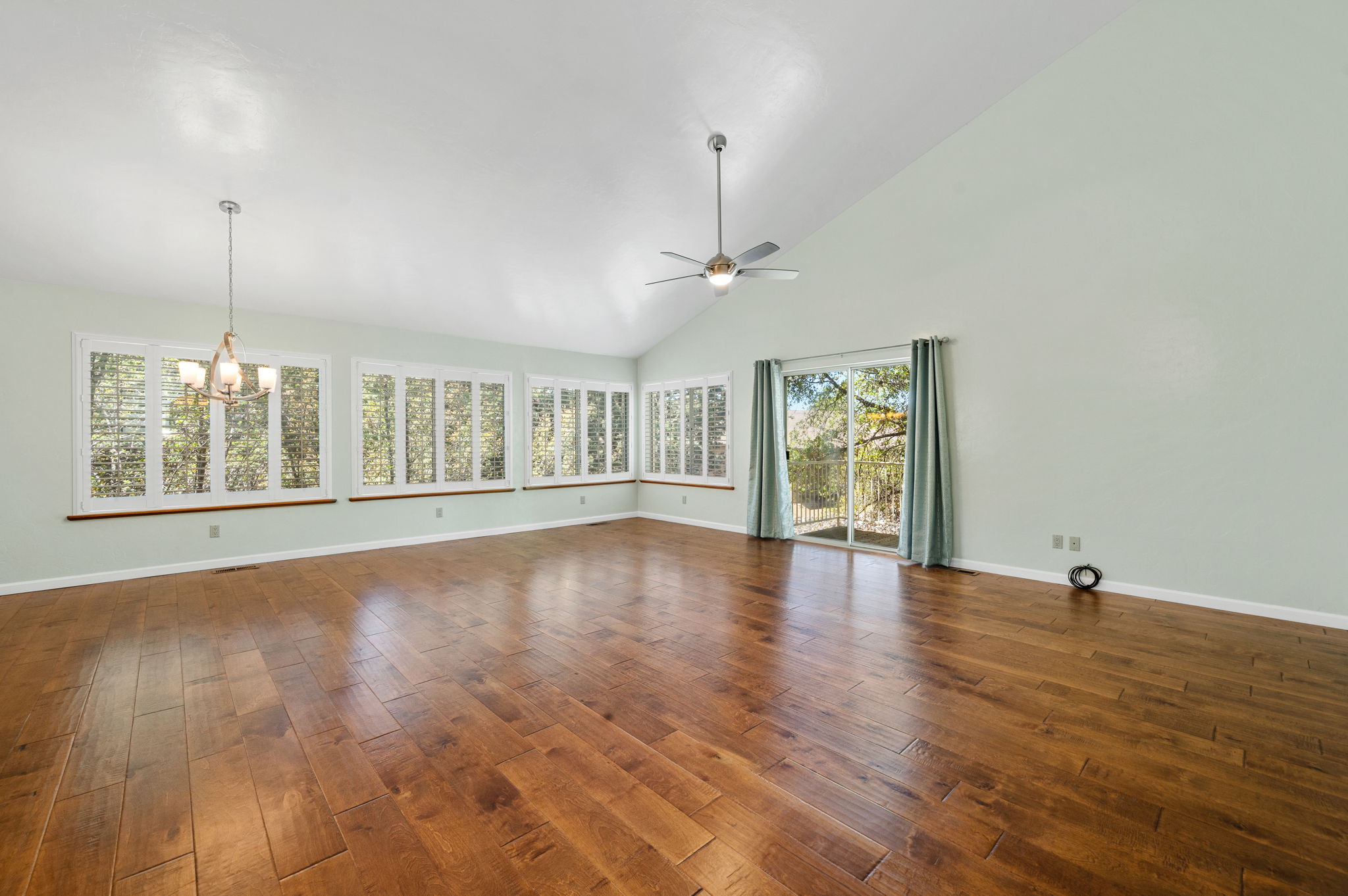 Great Room (5)