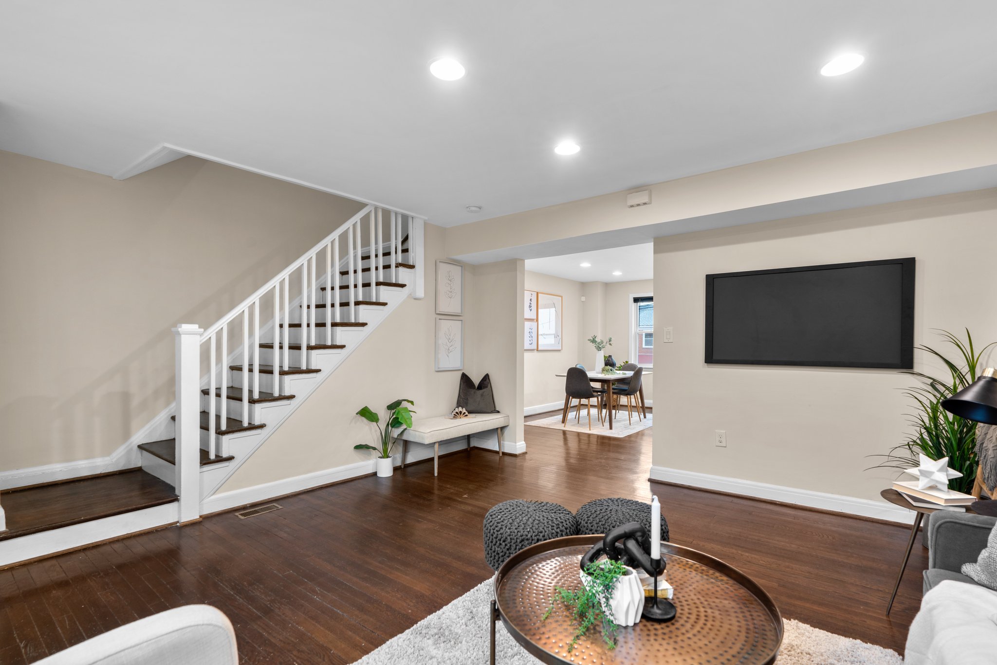 07. 1405 N Linwood Ave.jpg