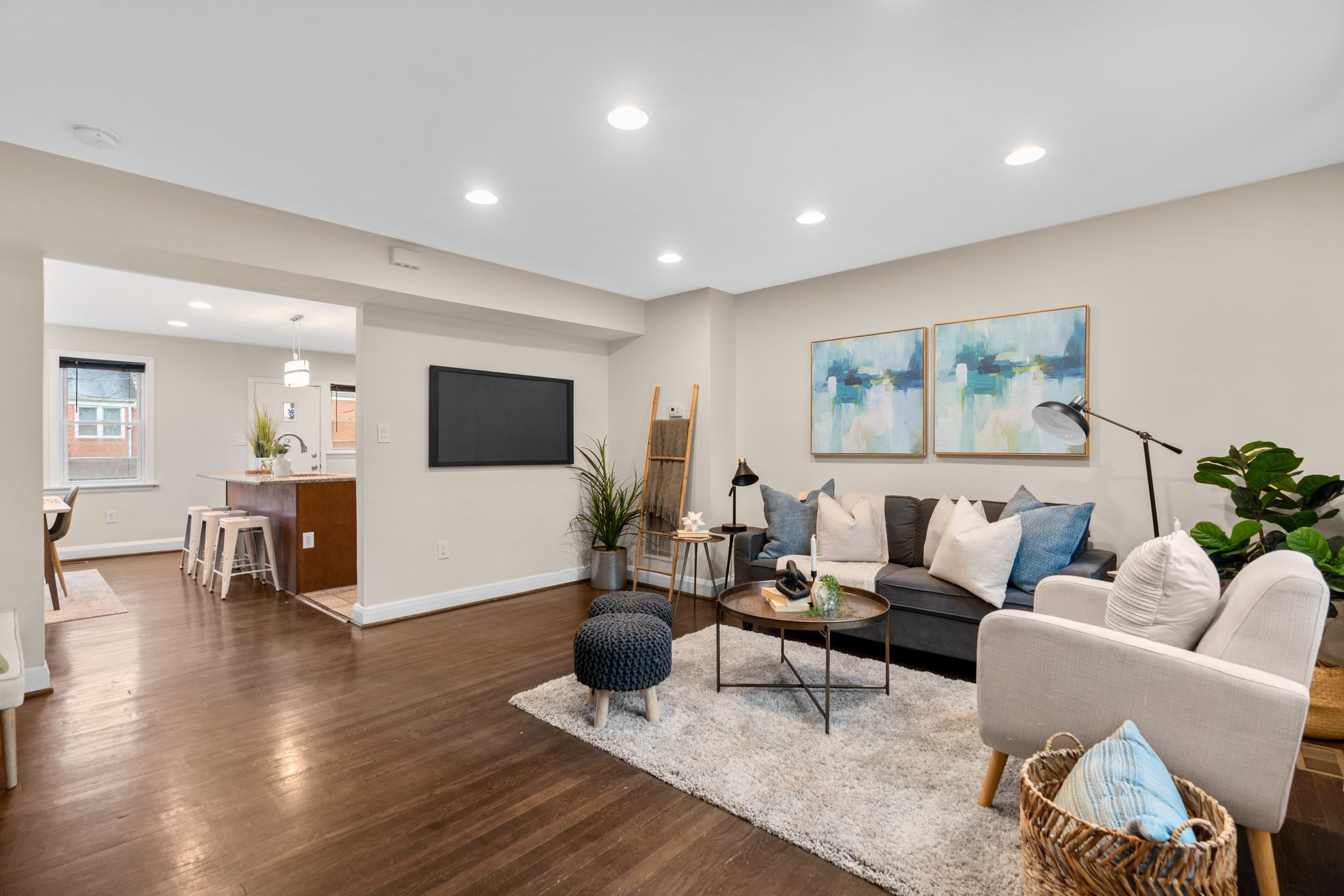 06. 1405 N Linwood Ave.jpg