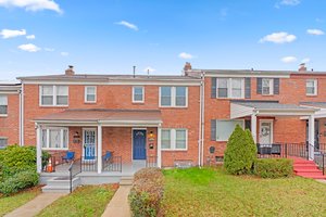 01. 1405 N Linwood Ave.jpg