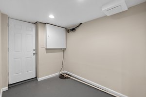 36. 1405 N Linwood Ave.jpg