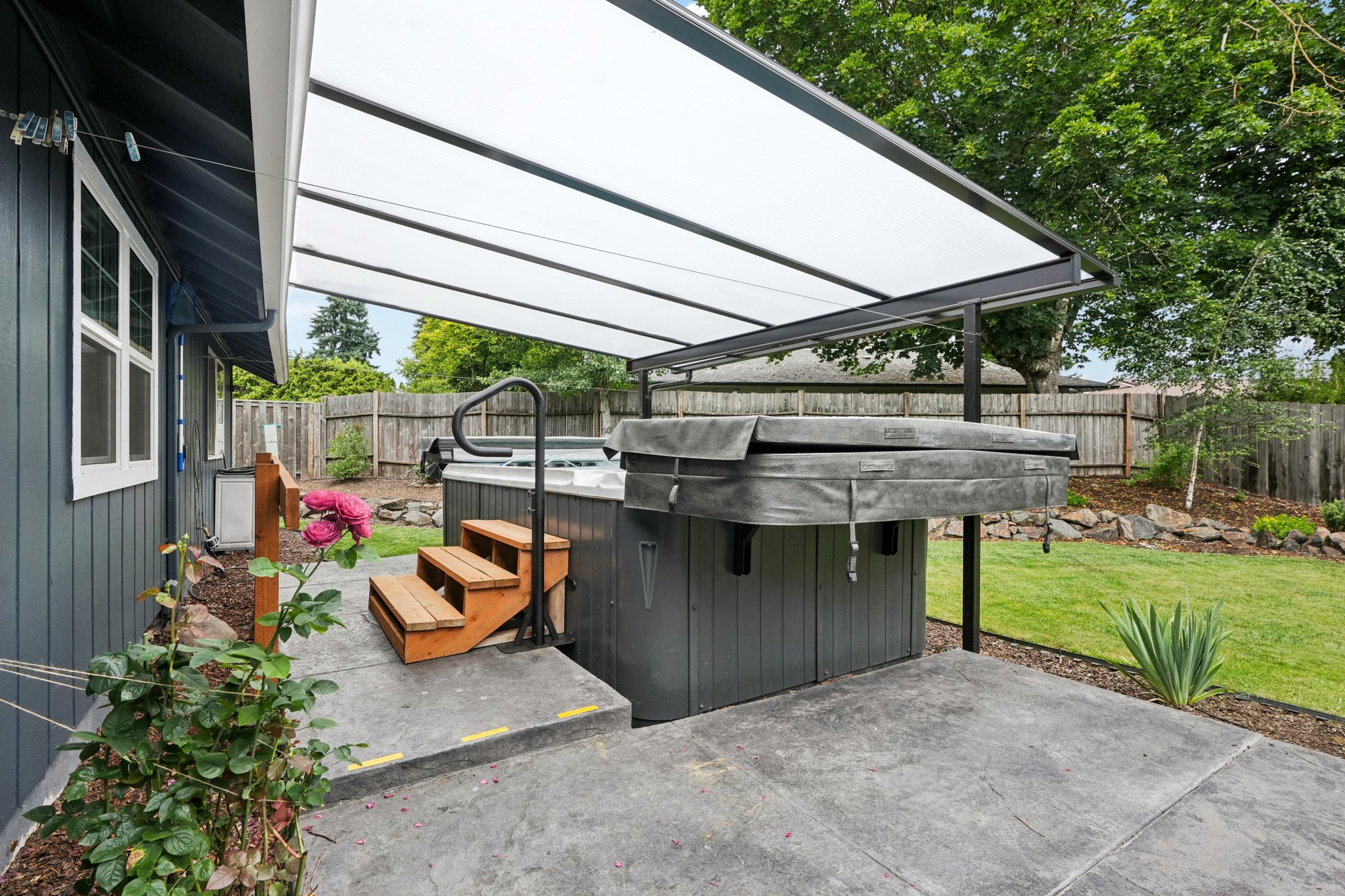 SE 121st Ave-S2706-056.jpg