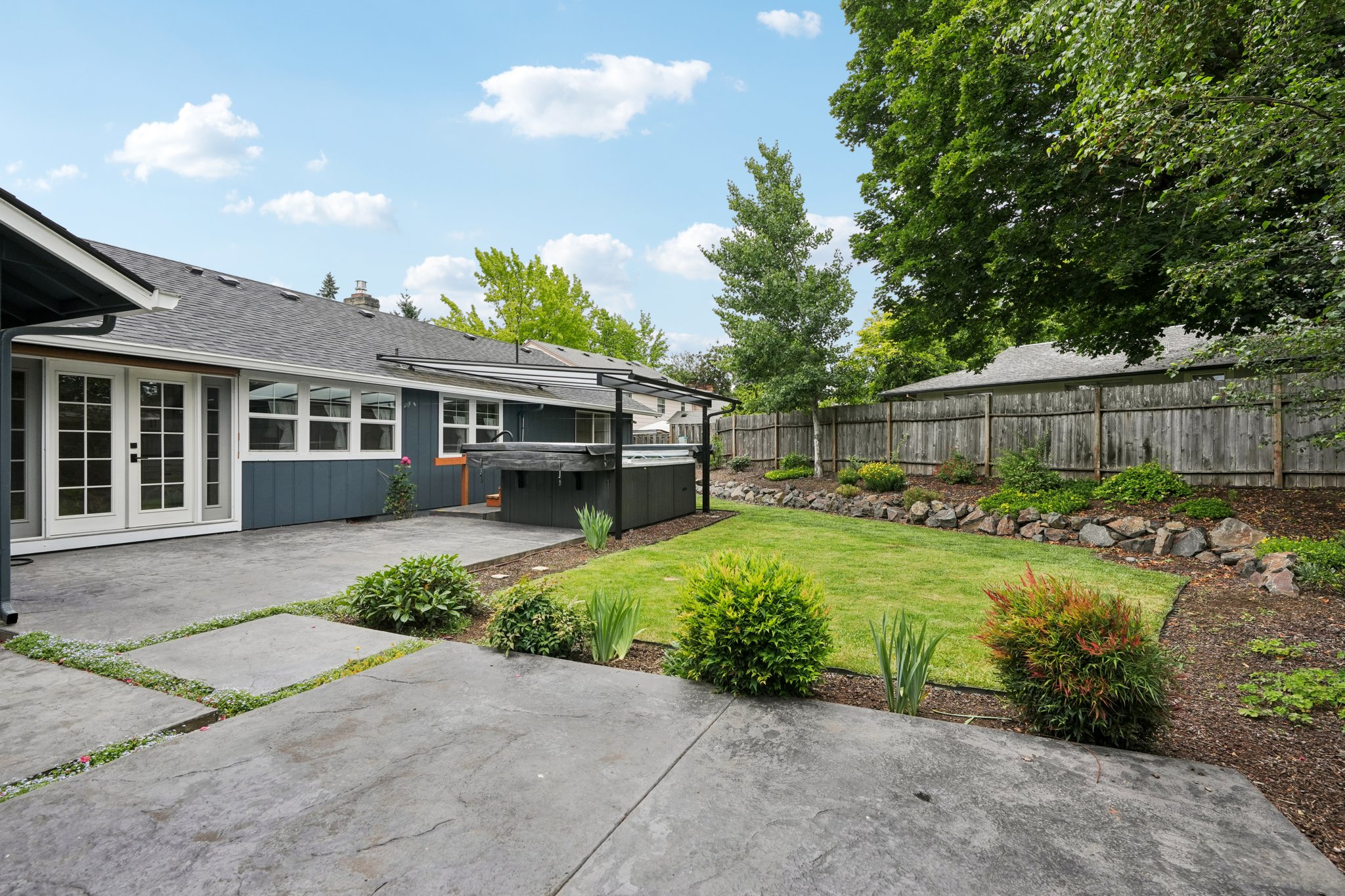 SE 121st Ave-S2706-067.jpg