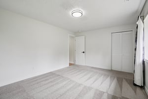 SE 121st Ave-S2706-037.jpg