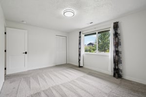SE 121st Ave-S2706-038.jpg
