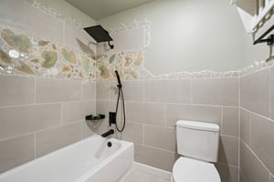 SE 121st Ave-S2706-046.jpg