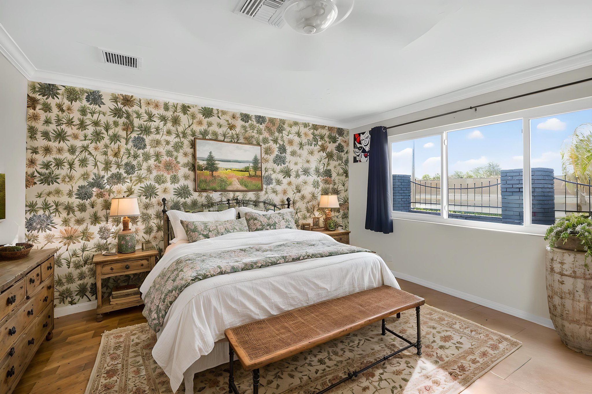 IMG_7495 virtually staged.jpeg