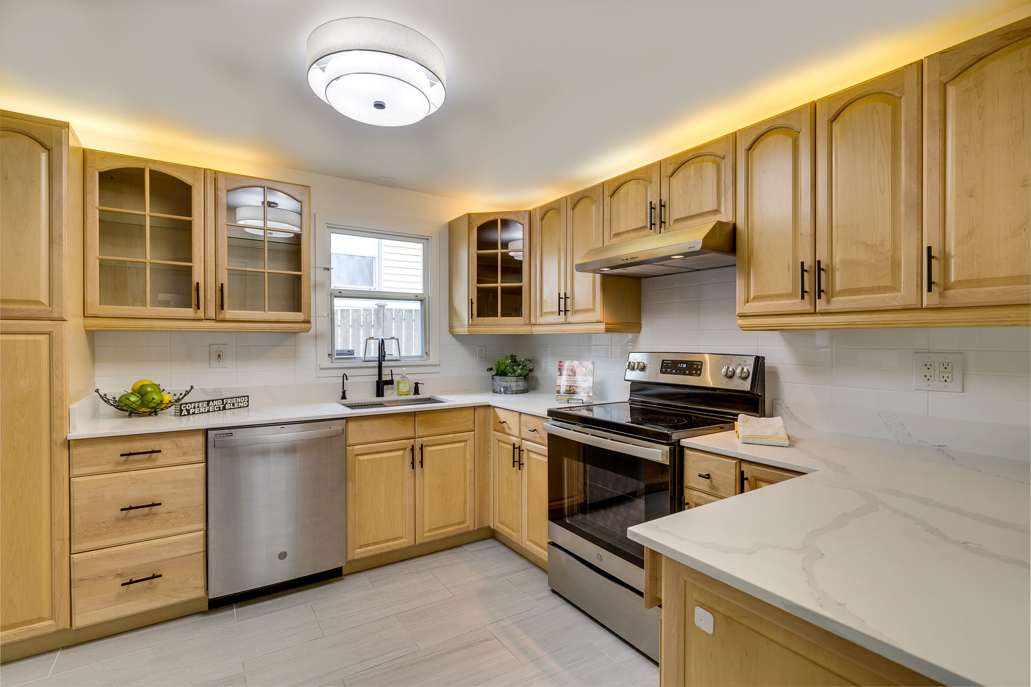 14052 Midvale Ave N, Seattle, WA 98133, USA Photo 12