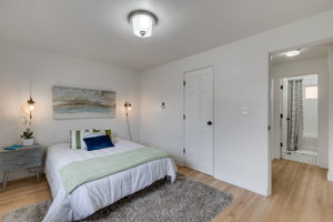 14052 Midvale Ave N, Seattle, WA 98133, USA Photo 16