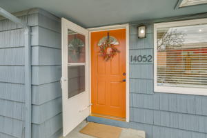 14052 Midvale Ave N, Seattle, WA 98133, USA Photo 5