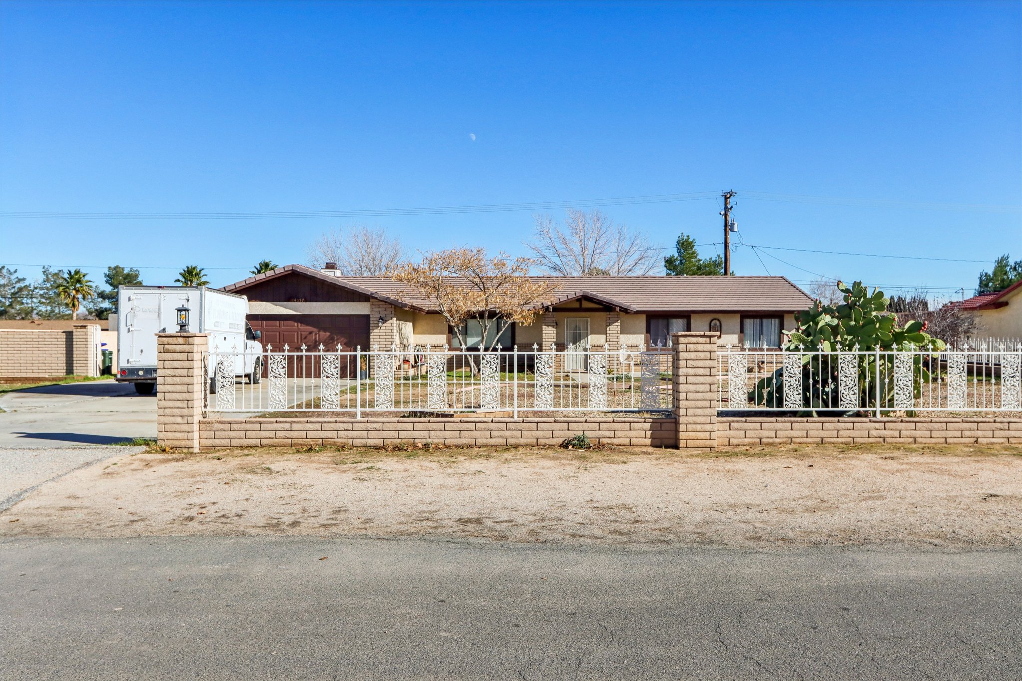 Crow Rd-S2912-005.jpg