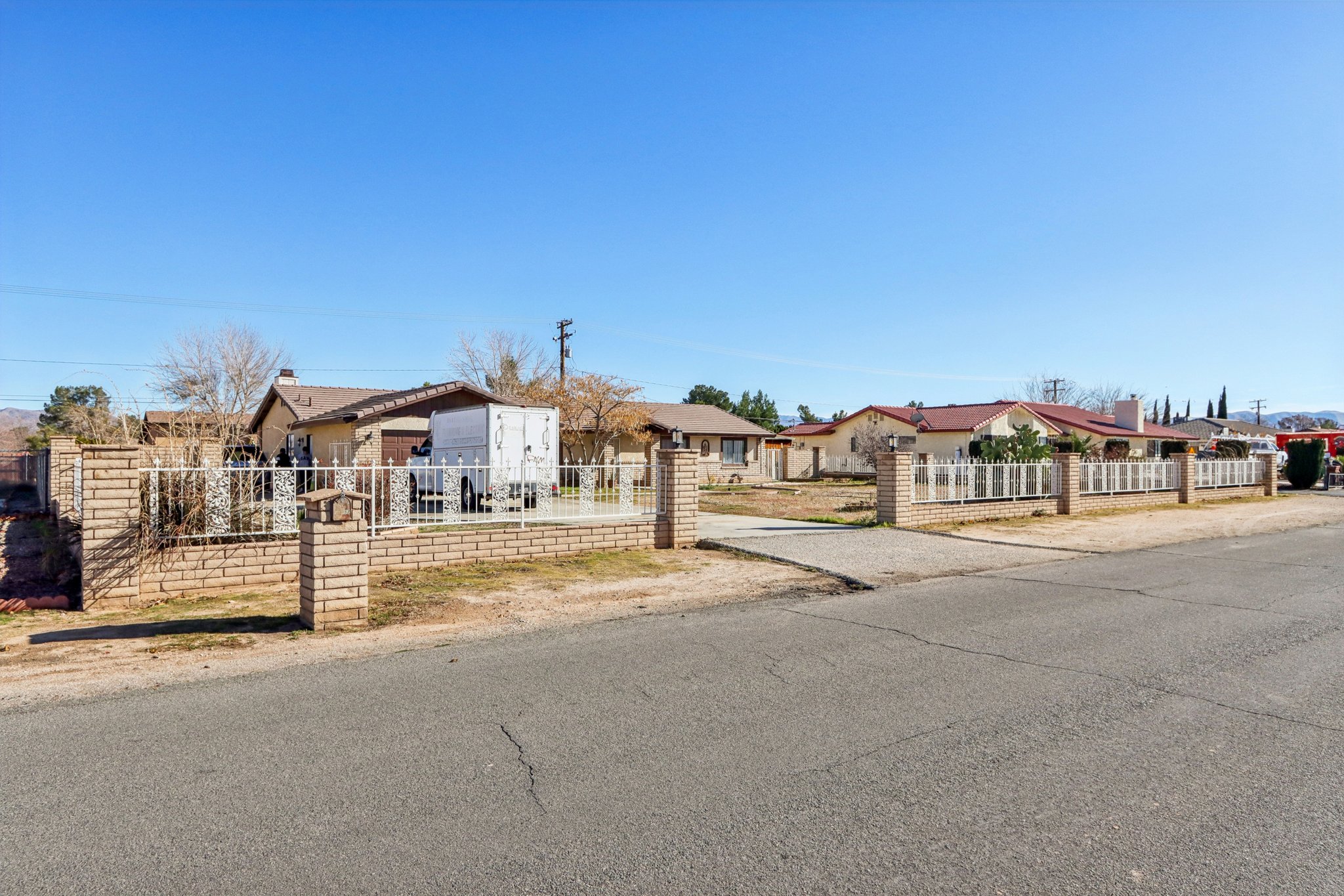 Crow Rd-S2912-006.jpg