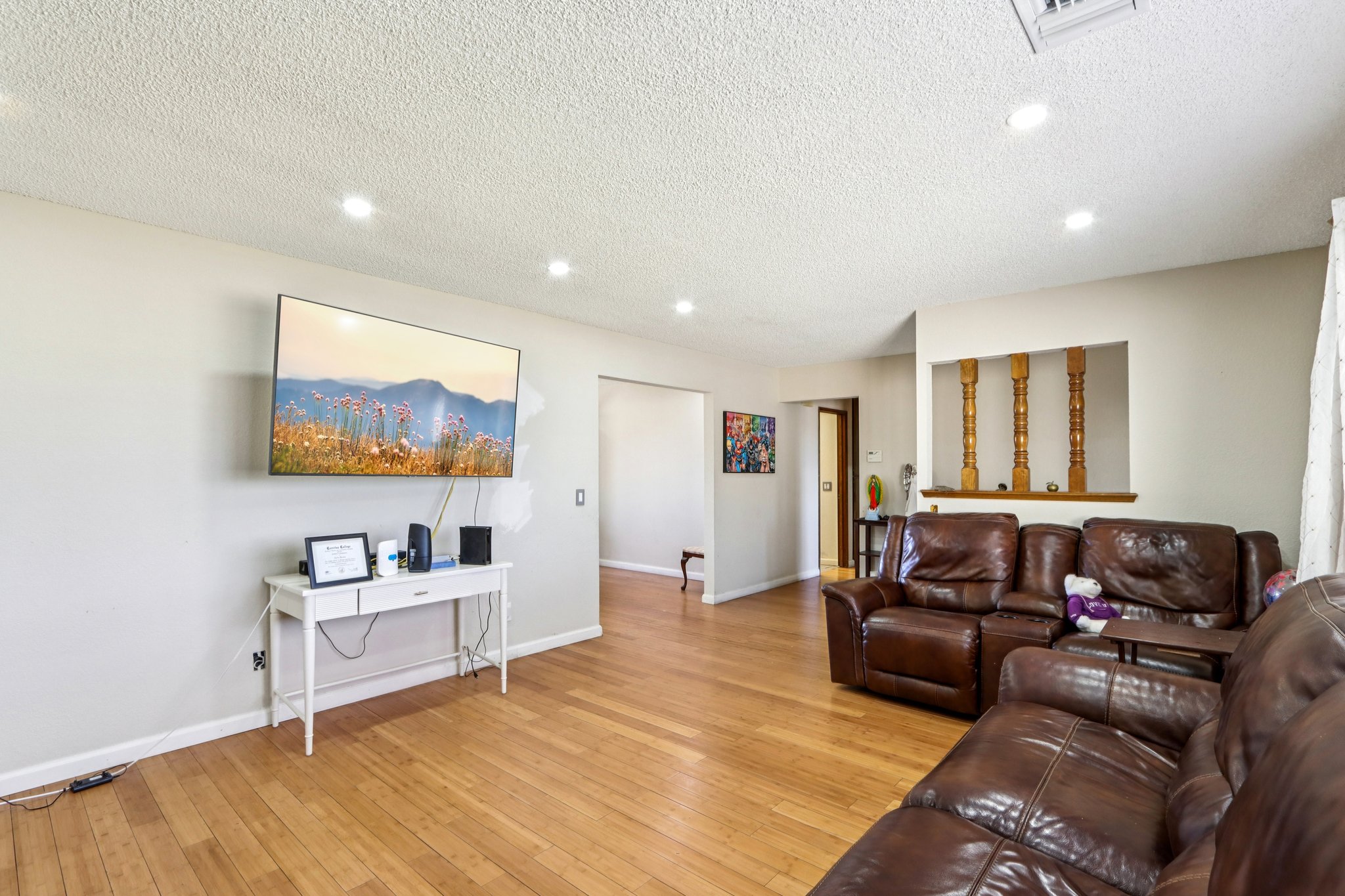 Crow Rd-S2912-012.jpg