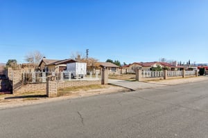 Crow Rd-S2912-006.jpg