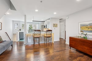 Braken Ave-S3008-016.jpg