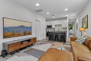 Camelot Cir 2-S2406-008.jpg