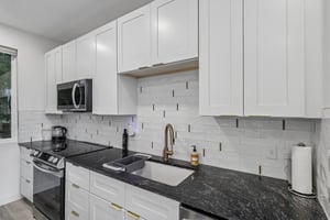 Camelot Cir 2-S2406-011.jpg