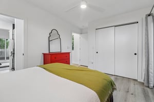 Camelot Cir 2-S2406-021.jpg