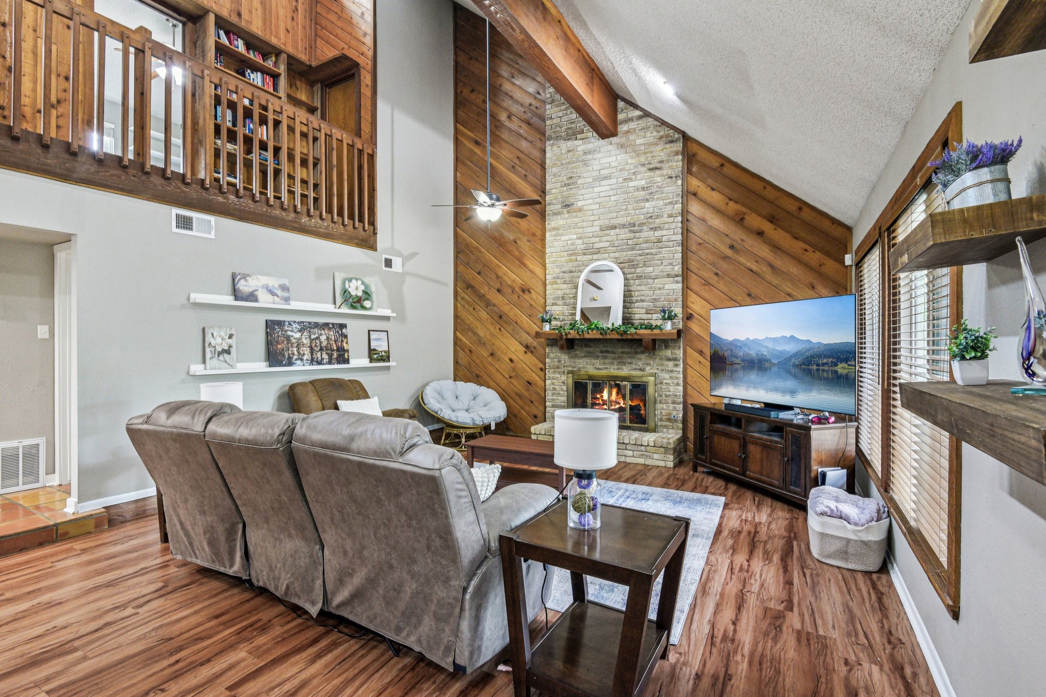 Jackson Hole Dr-S0104-011.jpg