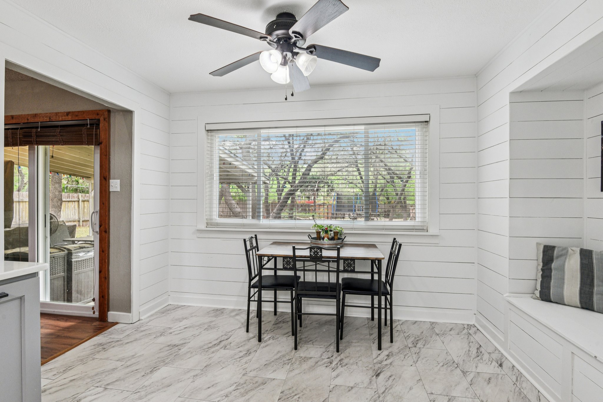 Jackson Hole Dr-S0104-014.jpg