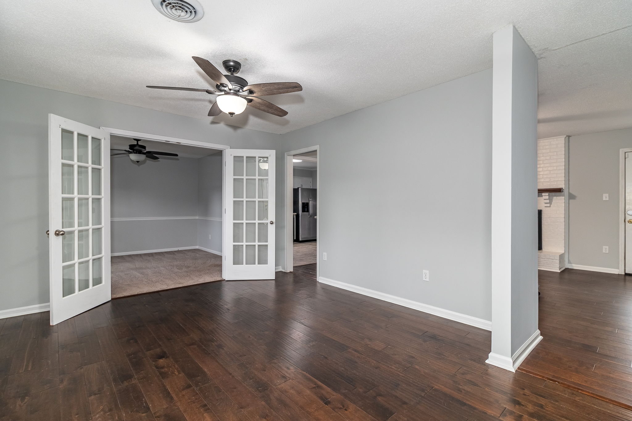 Living Room/Dining Room