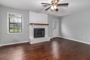 Family Room W/ Fireplace