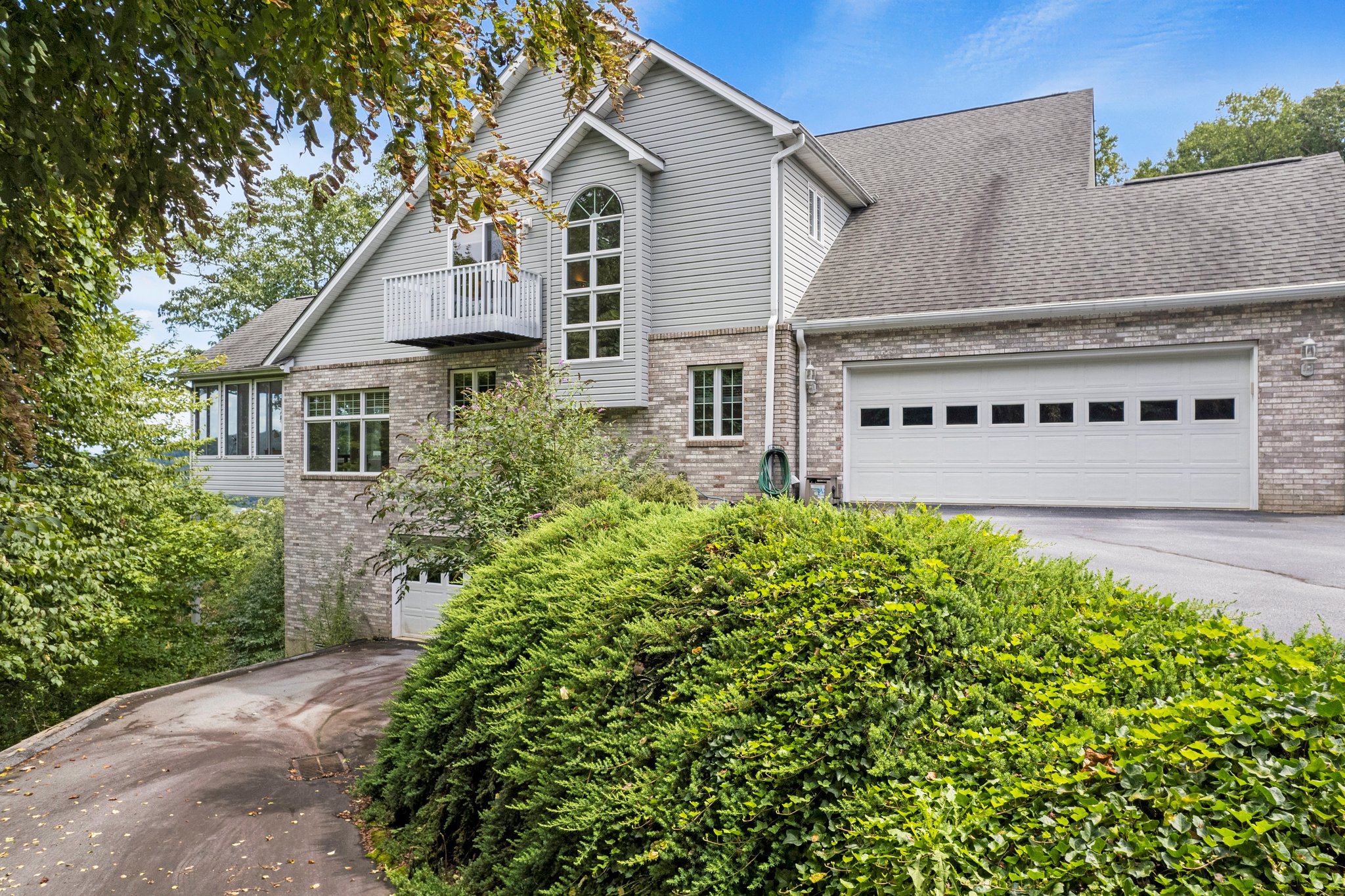  Photo 63