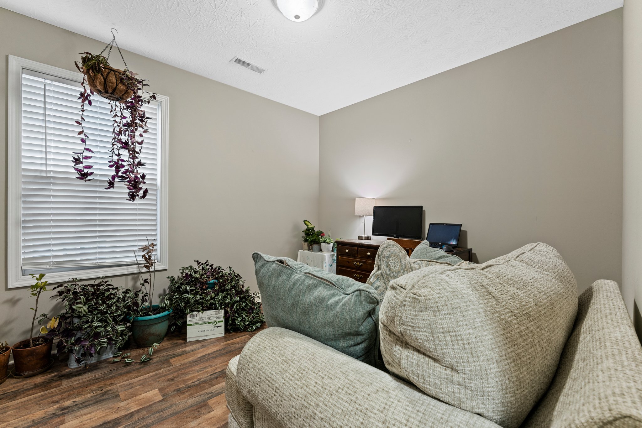 1407 Calgary Way, Bowling Green, KY 42101, USA Photo 10