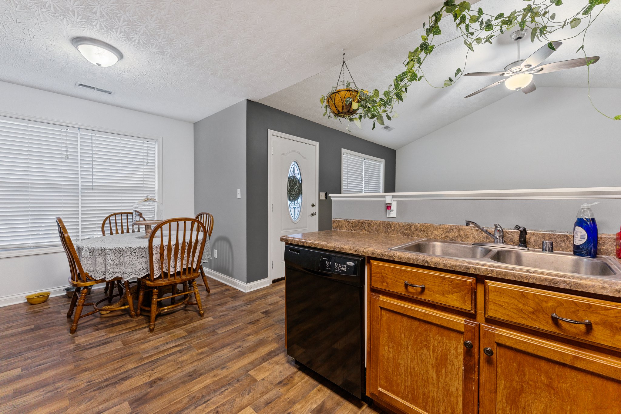 1407 Calgary Way, Bowling Green, KY 42101, USA Photo 25