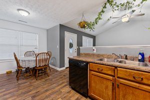 1407 Calgary Way, Bowling Green, KY 42101, USA Photo 24