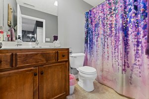 1407 Calgary Way, Bowling Green, KY 42101, USA Photo 12