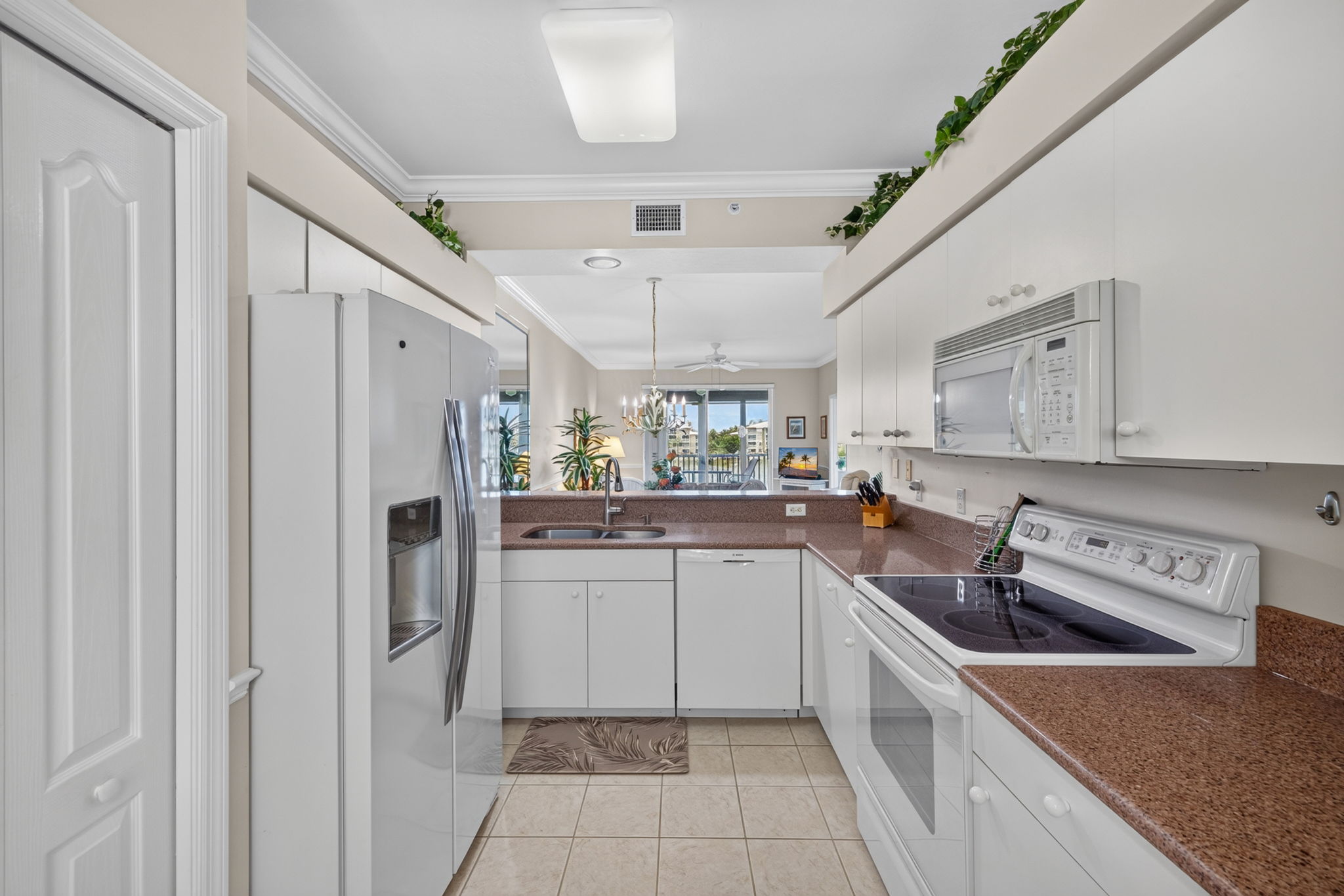 Kitchen 1 of 3