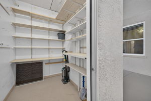 Storage 2 of 2