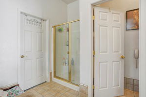  Photo 36