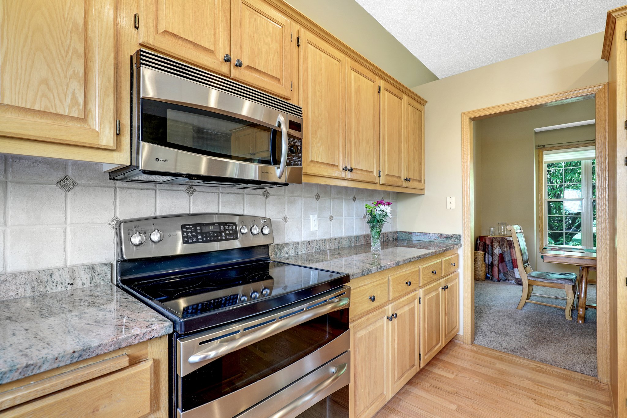 14079 Ridge Point Ct, Savage, MN 55378, US Photo 9