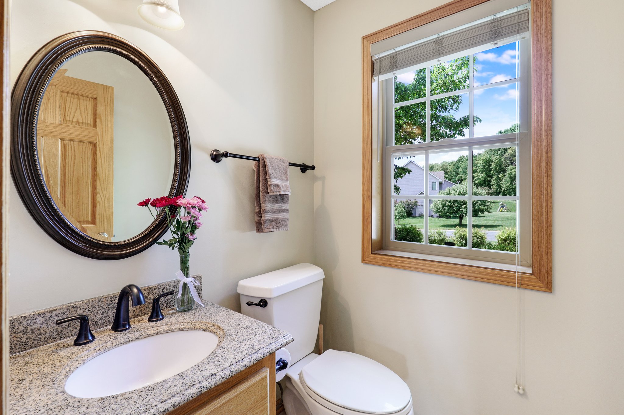 14079 Ridge Point Ct, Savage, MN 55378, US Photo 25