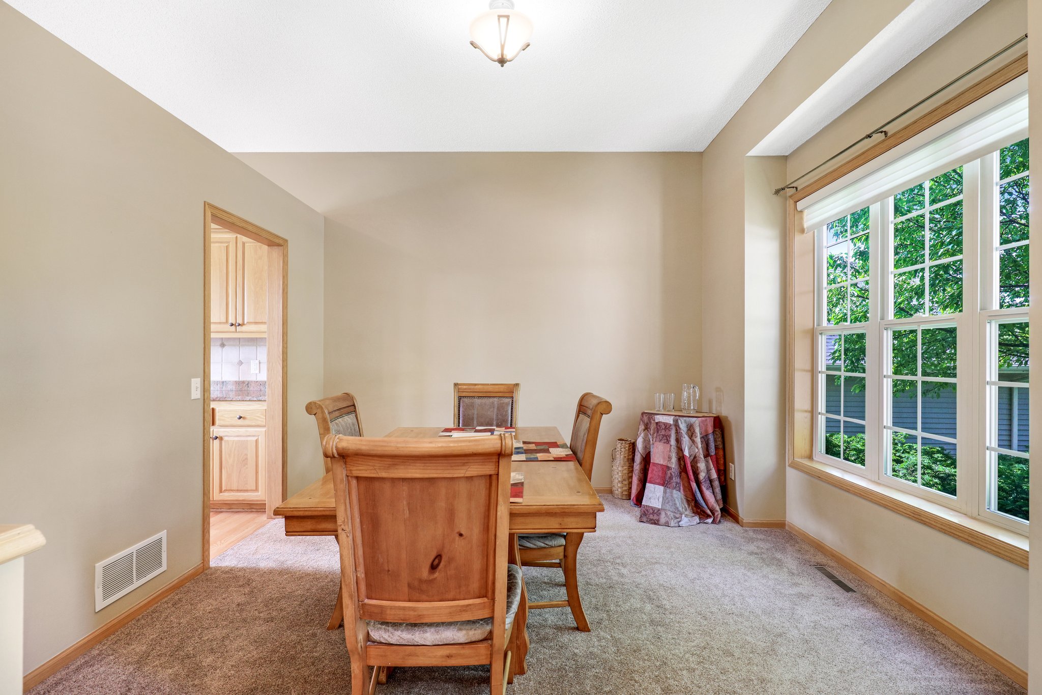 14079 Ridge Point Ct, Savage, MN 55378, US Photo 6