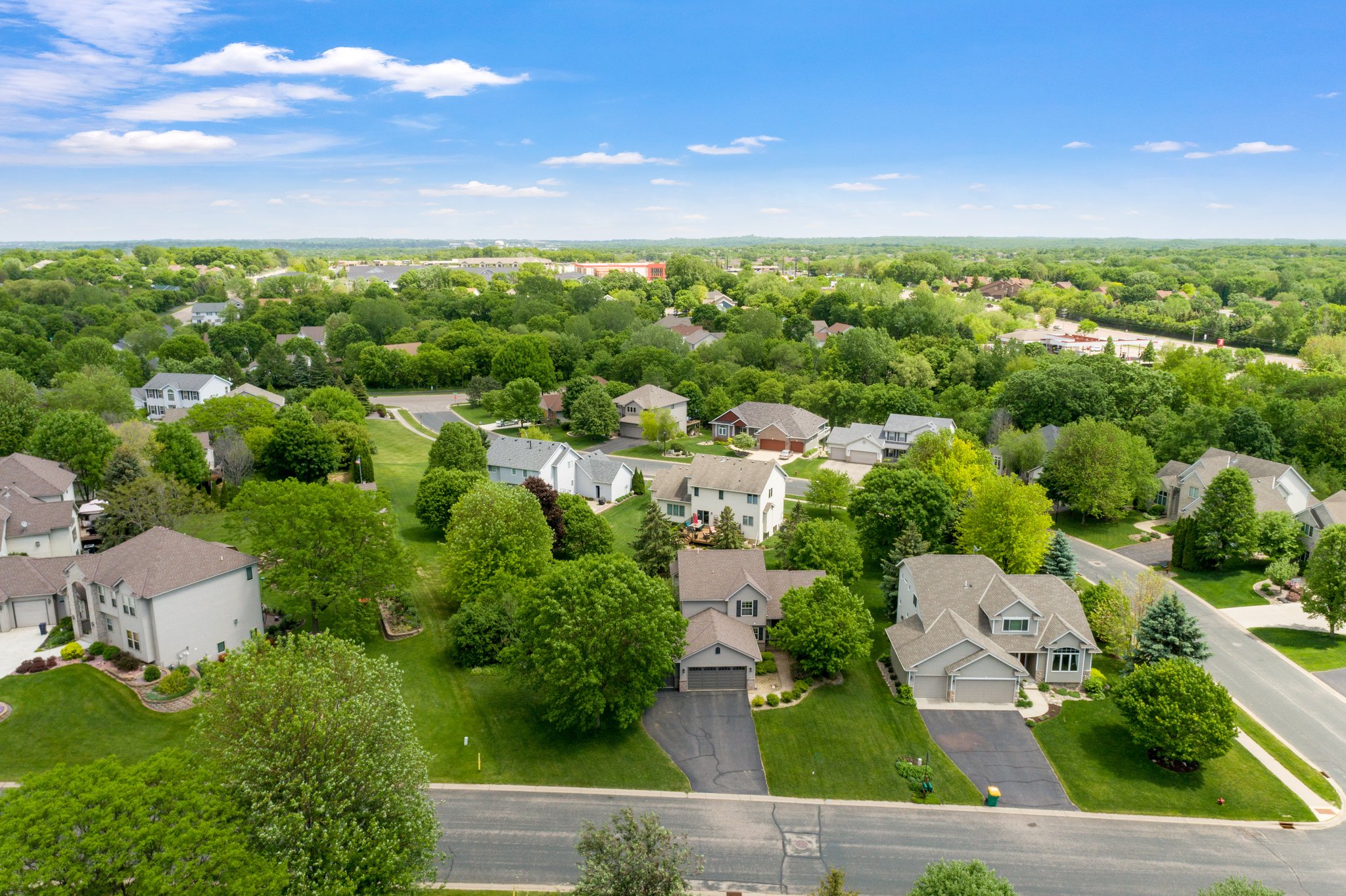 14079 Ridge Point Ct, Savage, MN 55378, US Photo 2