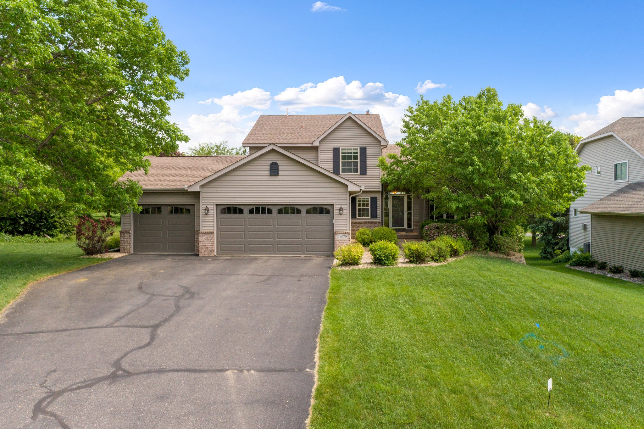 14079 Ridge Point Ct, Savage, MN 55378, US Photo 1