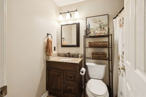  Photo 24