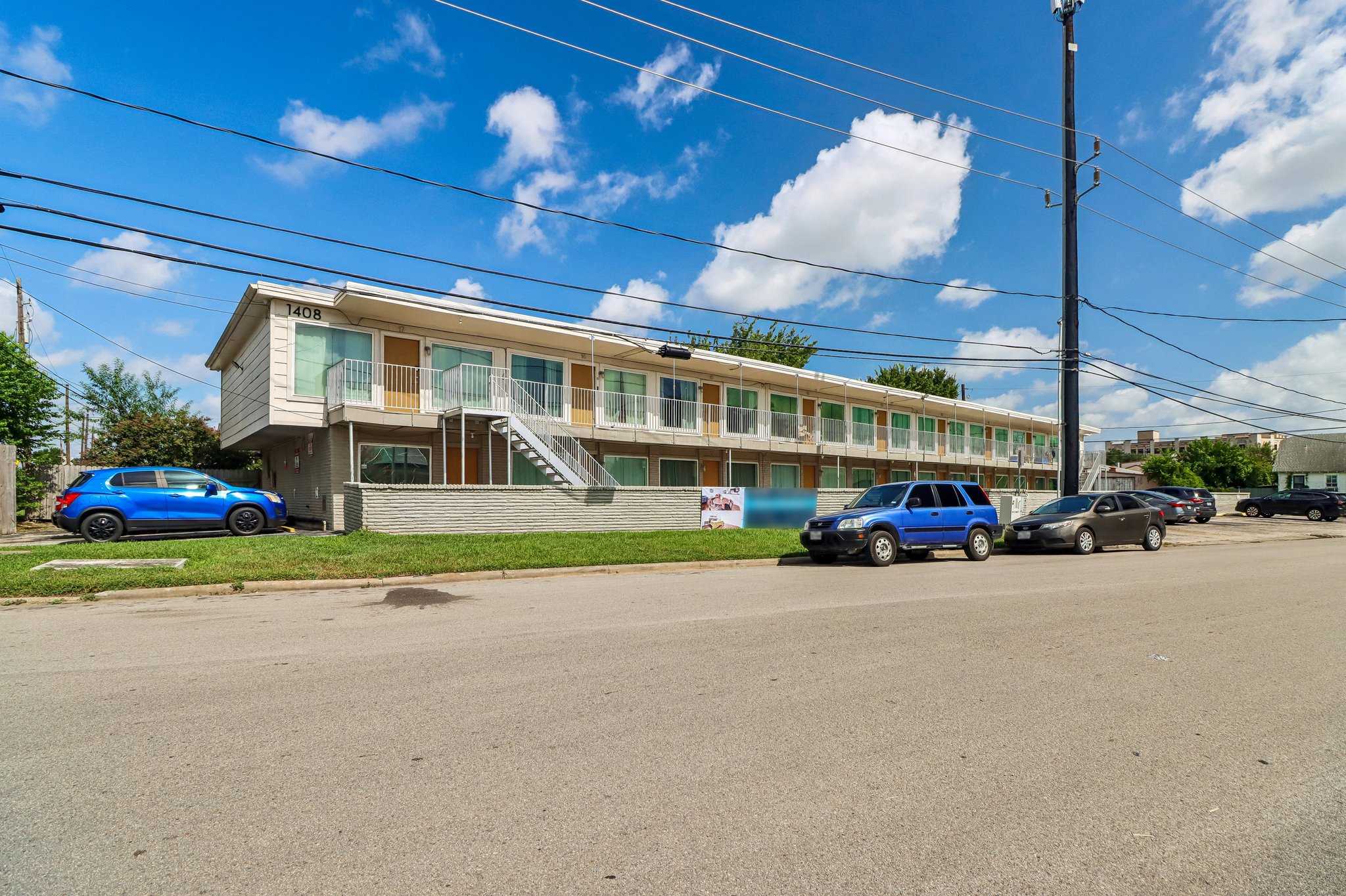 Hughes St-S1408-003.jpg