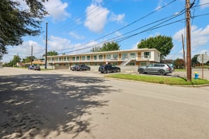 Hughes St-S1408-002.jpg