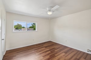 Hughes St-S1408-014.jpg