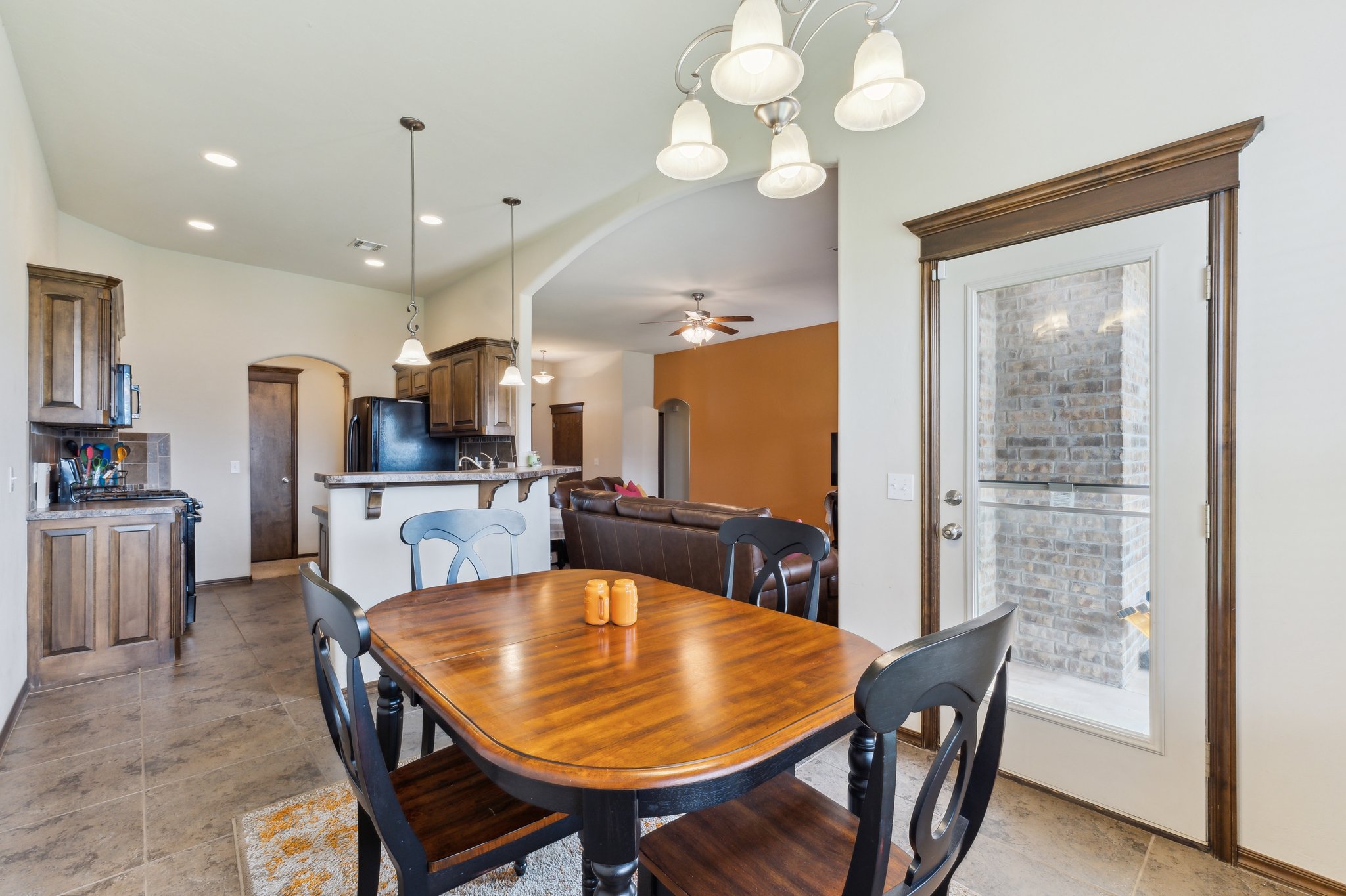 1409 Jordan Dr_015.jpg