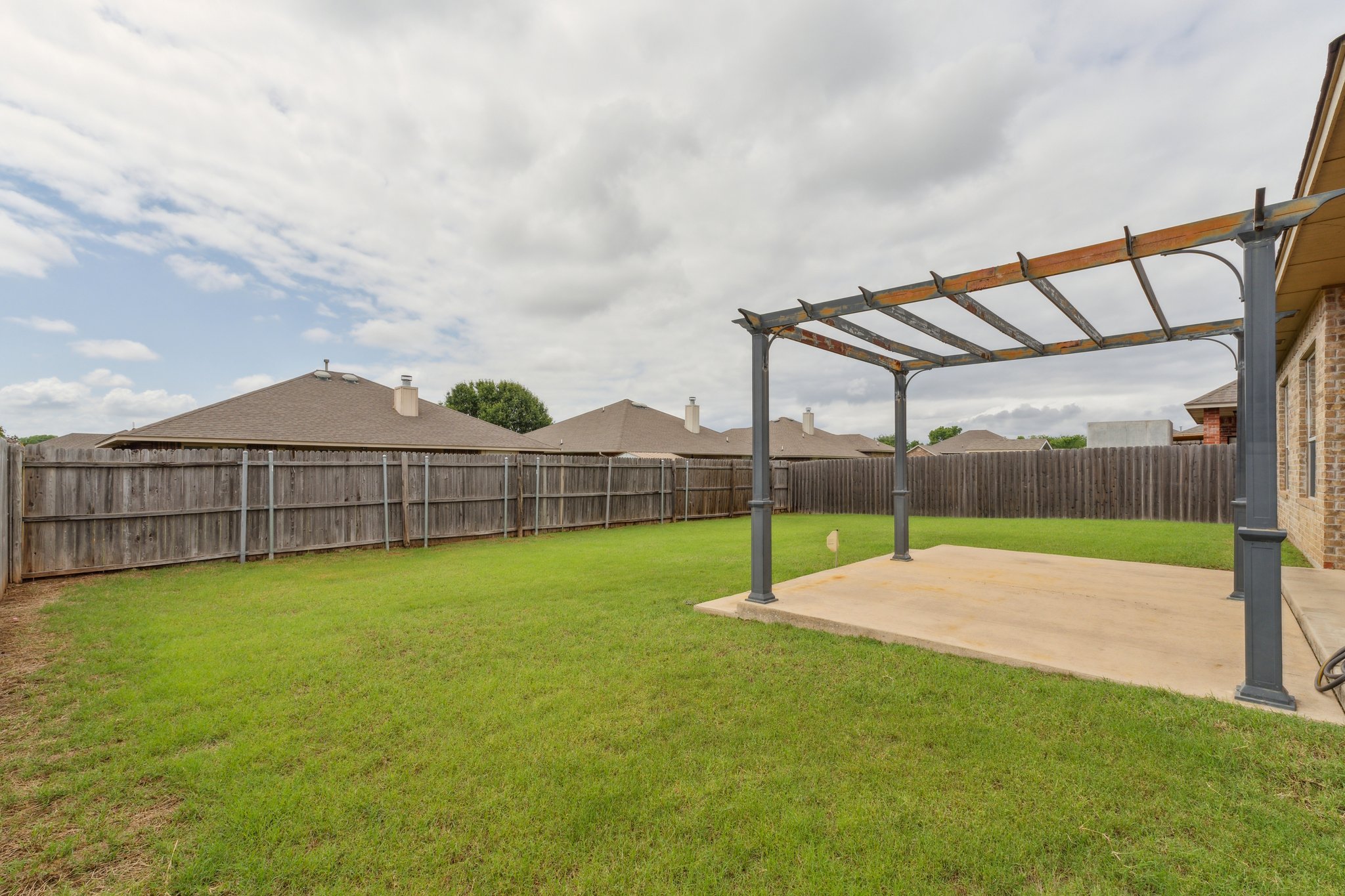 1409 Jordan Dr_035.jpg