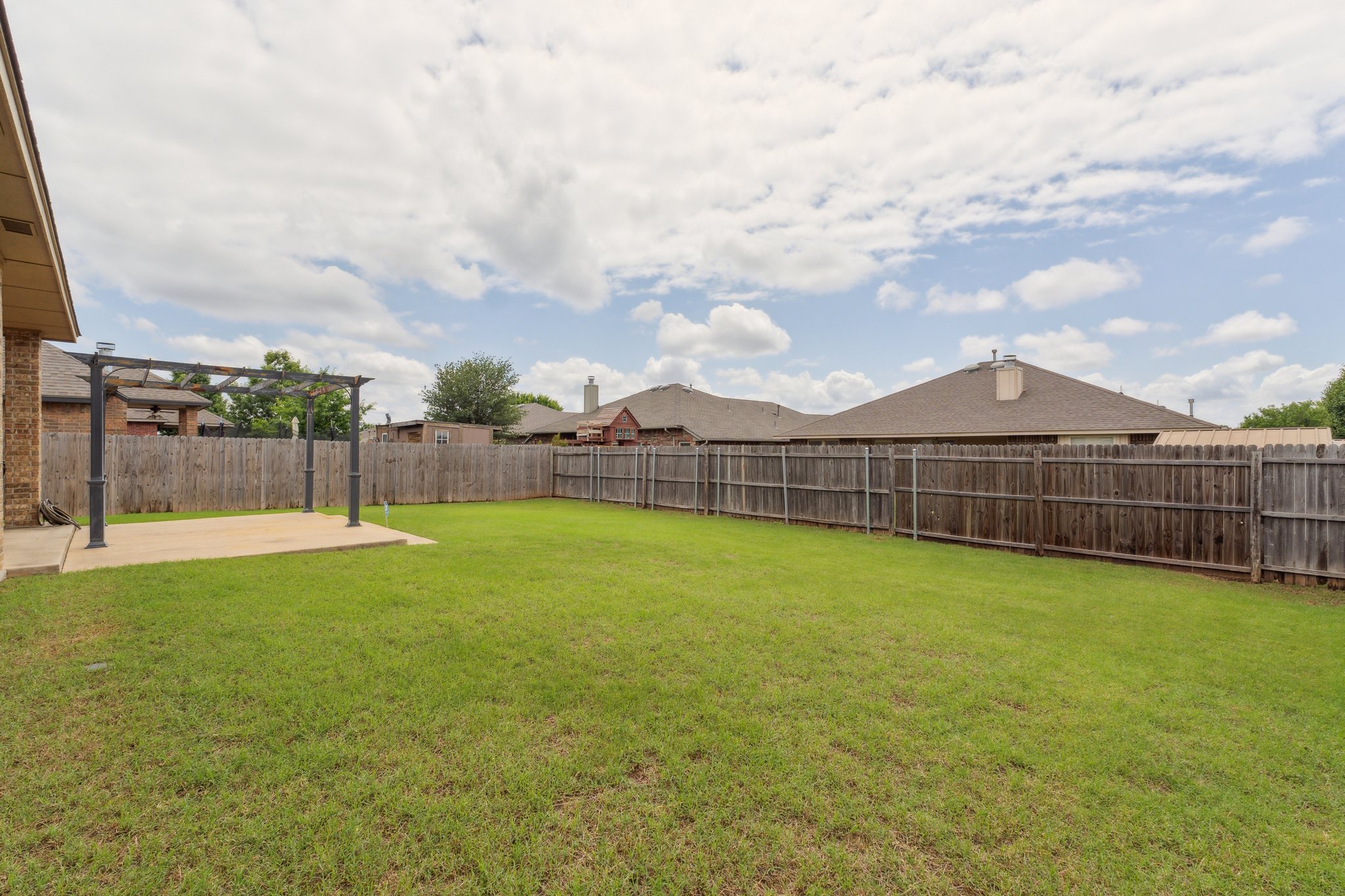 1409 Jordan Dr_036.jpg