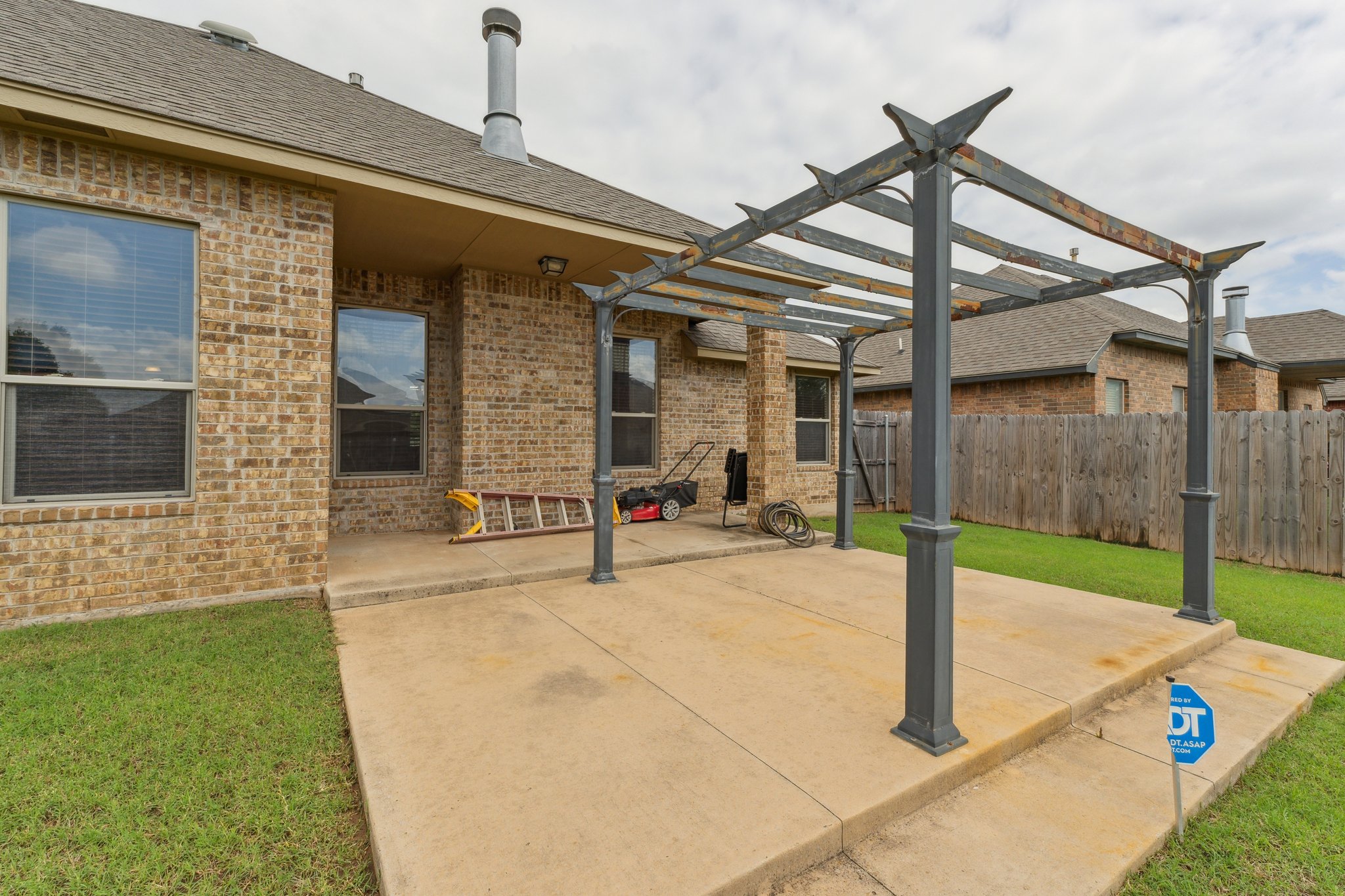 1409 Jordan Dr_037.jpg