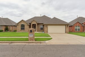 1409 Jordan Dr_005.jpg